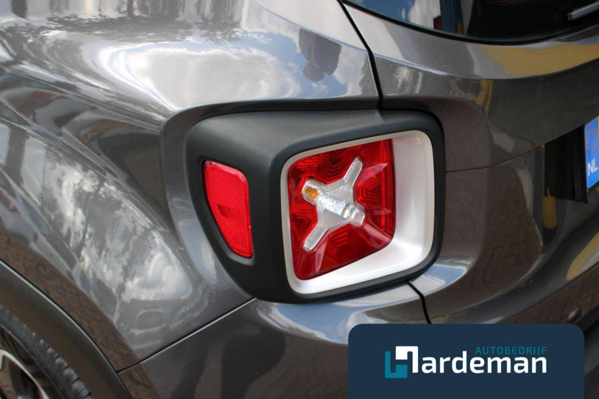 Jeep Renegade Jeep Renegade 1.4 MultiAir Limited Trekhaak Xenon