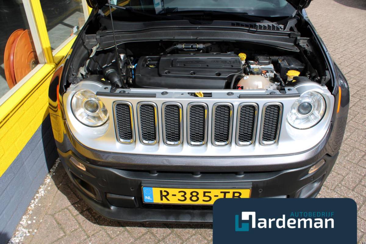 Jeep Renegade Jeep Renegade 1.4 MultiAir Limited Trekhaak Xenon