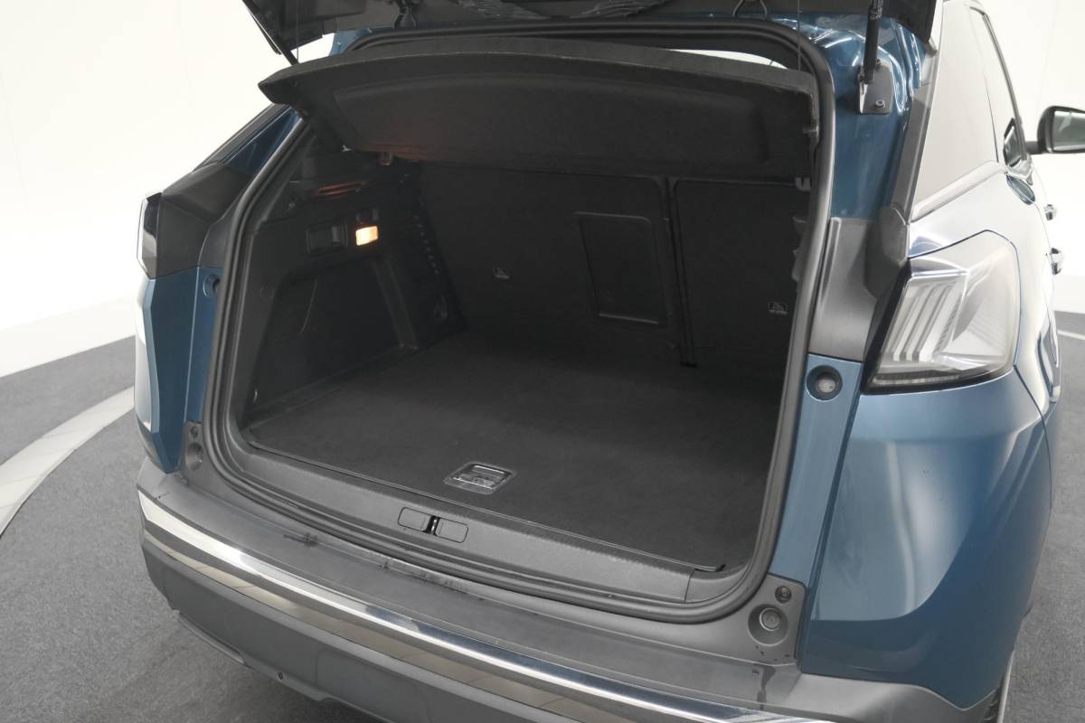 Peugeot 3008 Peugeot 3008 1.6 HYbrid 225 Allure | Camera | Dodehoekdetectie | Apple Carplay | Navigatie