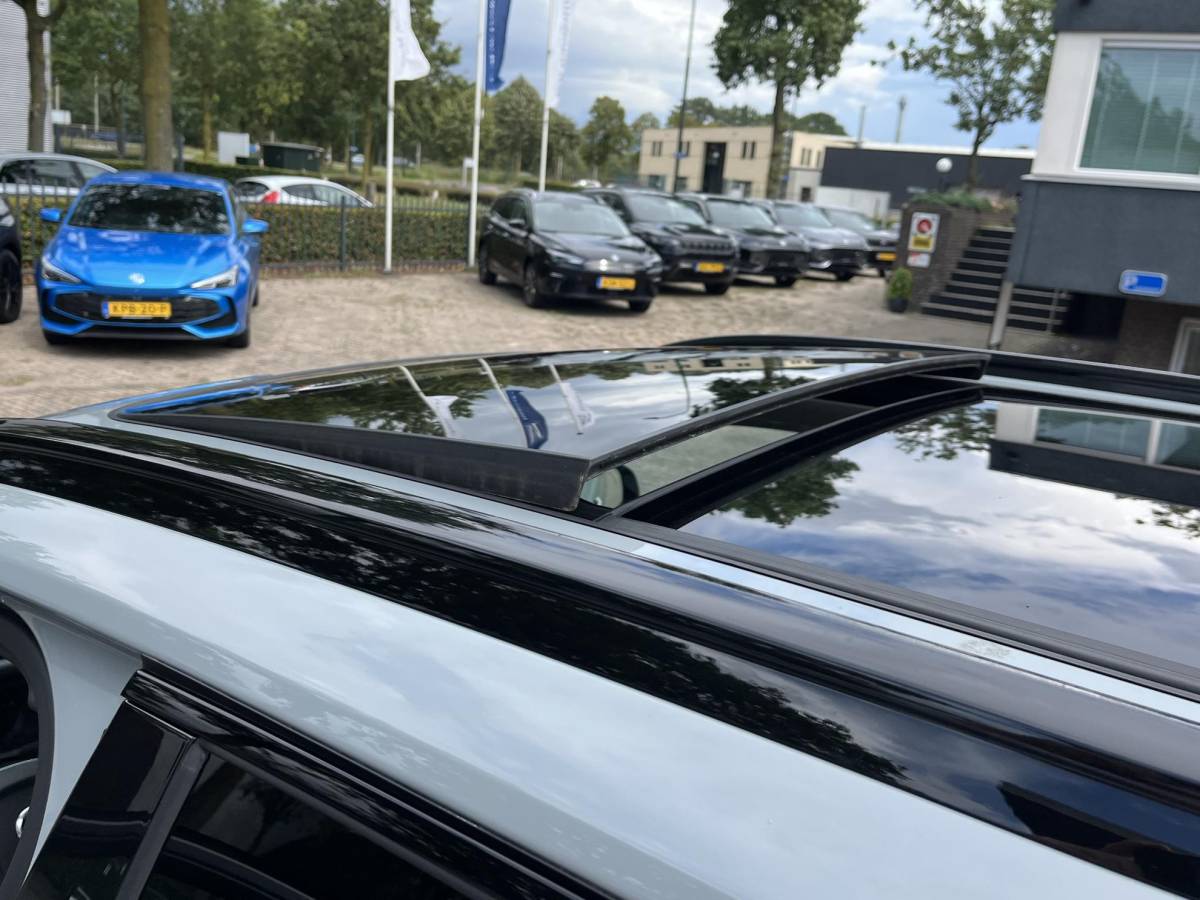 Volvo XC90 Volvo XC90 2.0 T8 Plug-in hybrid AWD Plus Dark ACC | APPLE CARP. | 7. PERSOONS | PANNO. DAK | 360˚ CAMERA |