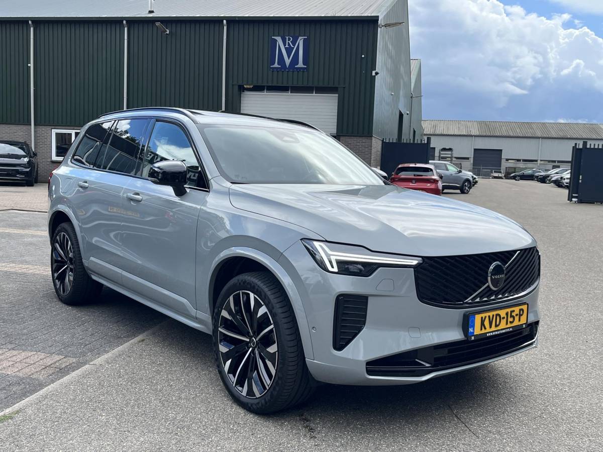 Volvo XC90 Volvo XC90 2.0 T8 Plug-in hybrid AWD Plus Dark ACC | APPLE CARP. | 7. PERSOONS | PANNO. DAK | 360˚ CAMERA |