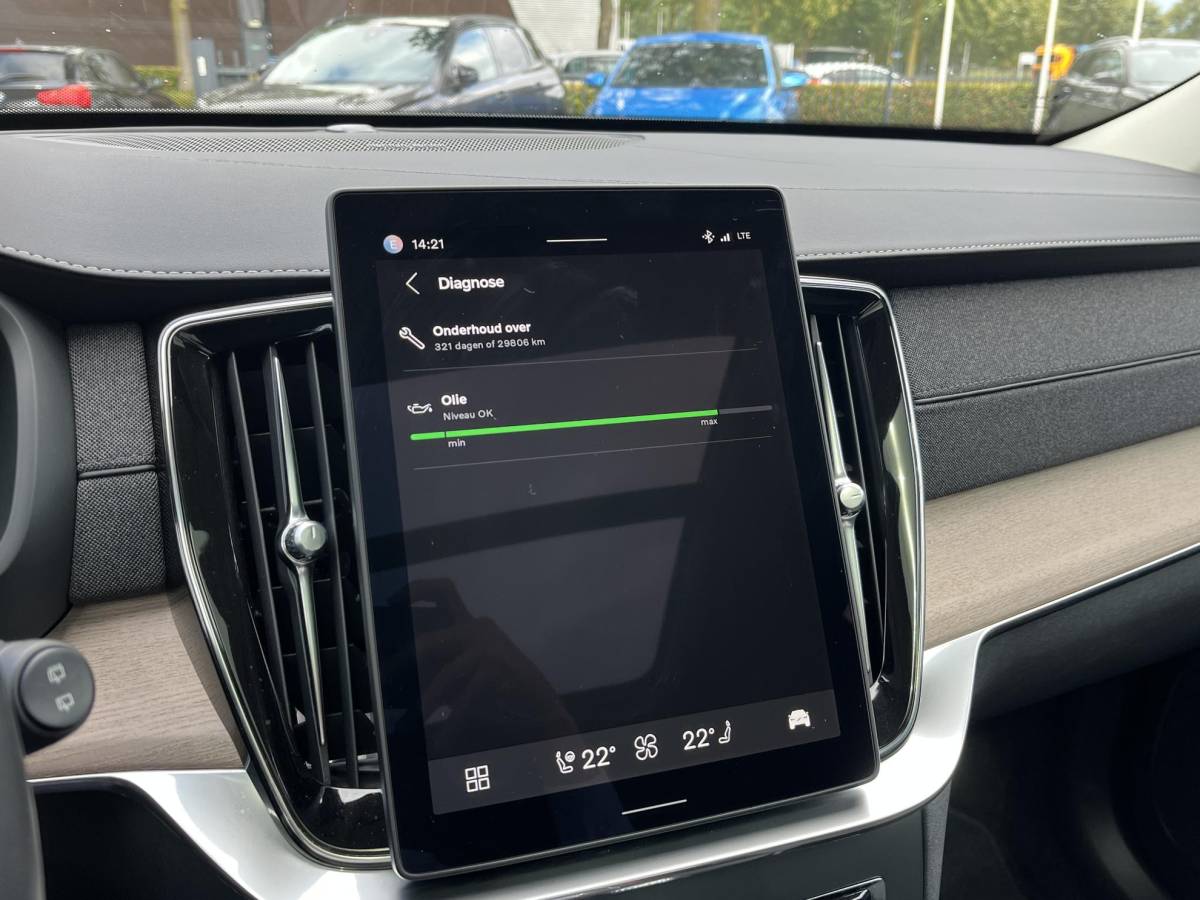 Volvo XC90 Volvo XC90 2.0 T8 Plug-in hybrid AWD Plus Dark ACC | APPLE CARP. | 7. PERSOONS | PANNO. DAK | 360˚ CAMERA |