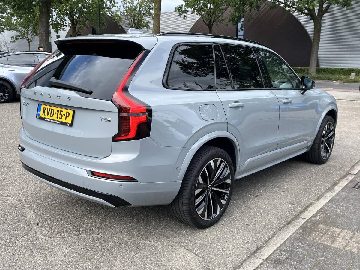Volvo XC90 Volvo XC90 2.0 T8 Plug-in hybrid AWD Plus Dark ACC | APPLE CARP. | 7. PERSOONS | PANNO. DAK | 360˚ CAMERA |