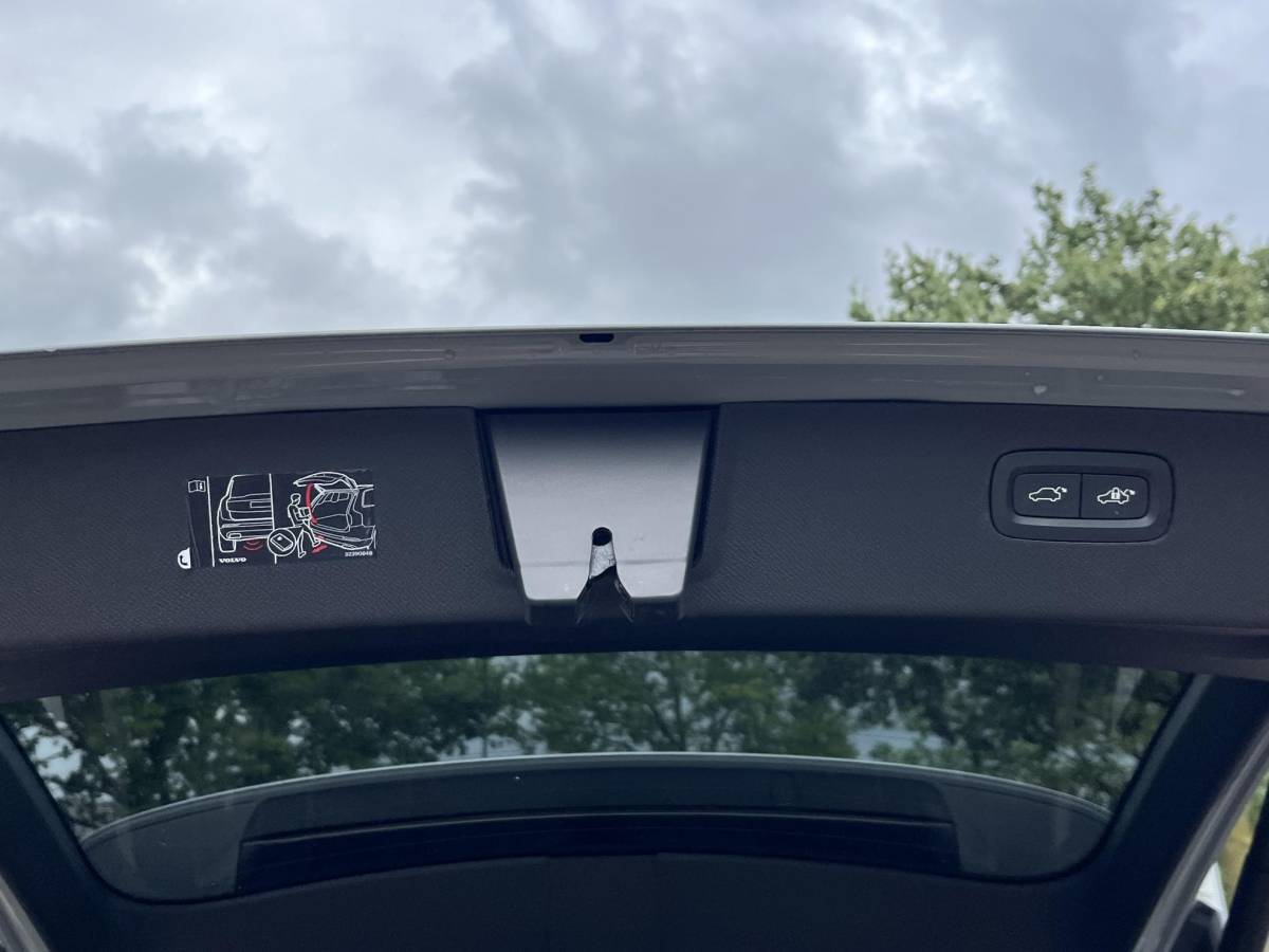 Volvo XC90 Volvo XC90 2.0 T8 Plug-in hybrid AWD Plus Dark ACC | APPLE CARP. | 7. PERSOONS | PANNO. DAK | 360˚ CAMERA |
