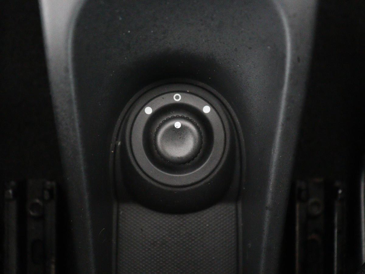 Dacia Duster Dacia Duster 1.2 TCe 4×2 Prestige | Trekhaak | Lichtmetaal 16” | Bluetooth | Navigatie | Cruise control | Park assist | Lederen stuurwiel |