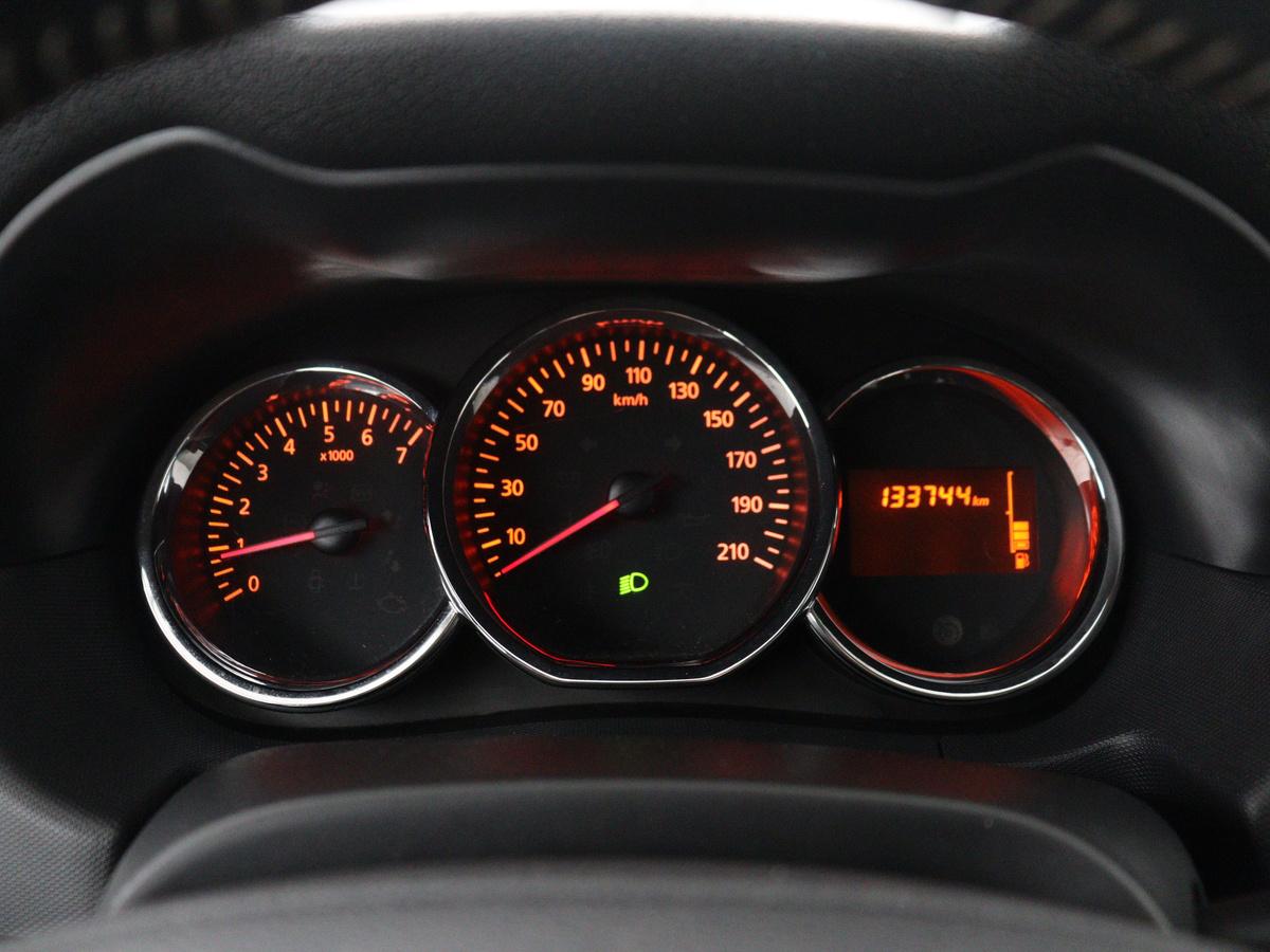 Dacia Duster Dacia Duster 1.2 TCe 4×2 Prestige | Trekhaak | Lichtmetaal 16” | Bluetooth | Navigatie | Cruise control | Park assist | Lederen stuurwiel |