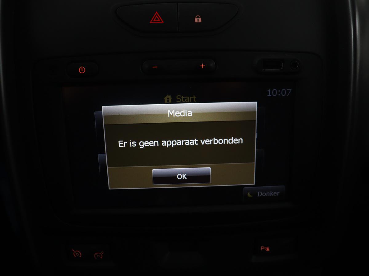 Dacia Duster Dacia Duster 1.2 TCe 4×2 Prestige | Trekhaak | Lichtmetaal 16” | Bluetooth | Navigatie | Cruise control | Park assist | Lederen stuurwiel |