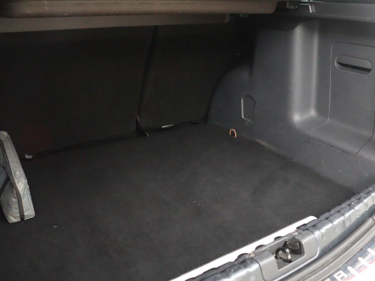 Dacia Duster Dacia Duster 1.2 TCe 4×2 Prestige | Trekhaak | Lichtmetaal 16” | Bluetooth | Navigatie | Cruise control | Park assist | Lederen stuurwiel |