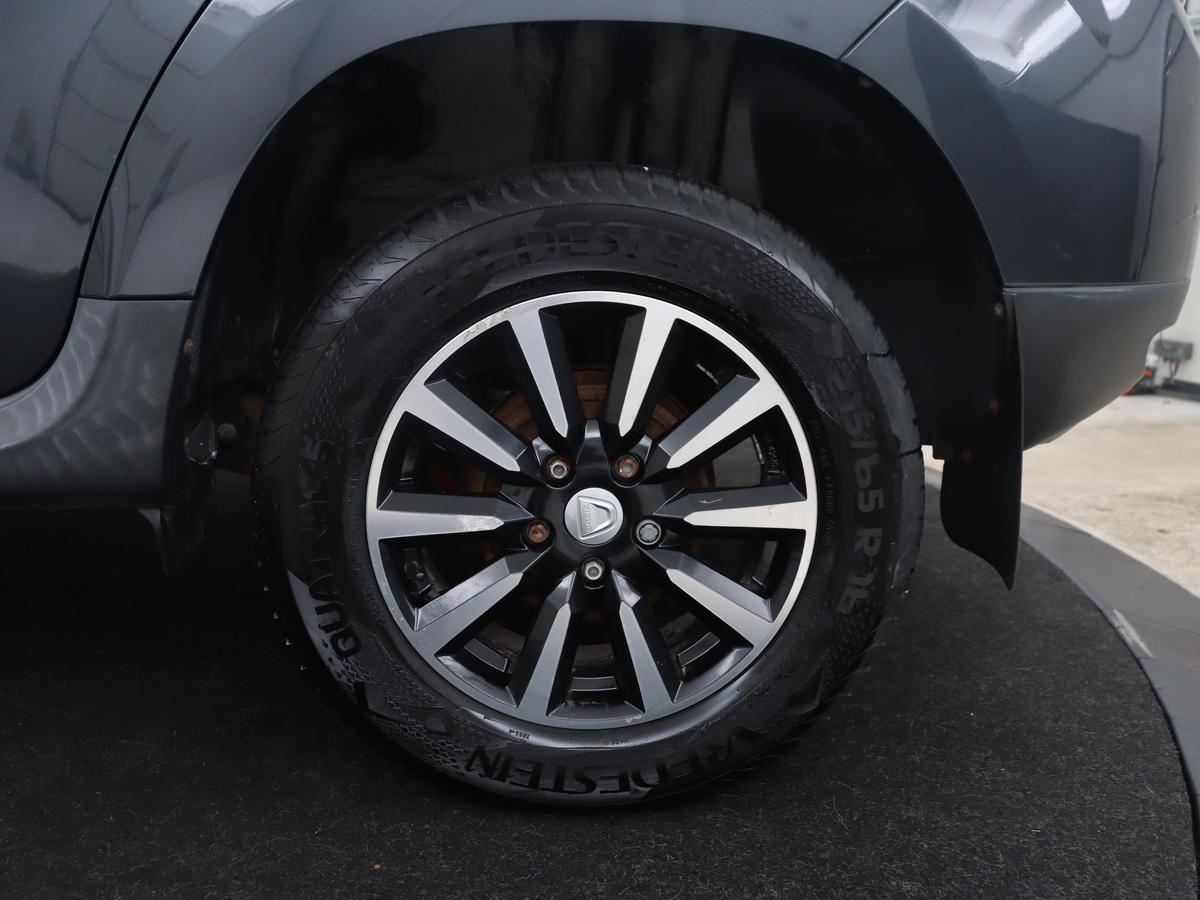 Dacia Duster Dacia Duster 1.2 TCe 4×2 Prestige | Trekhaak | Lichtmetaal 16” | Bluetooth | Navigatie | Cruise control | Park assist | Lederen stuurwiel |