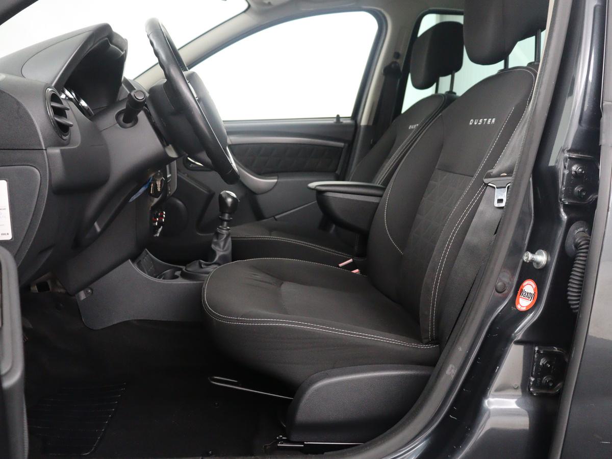 Dacia Duster Dacia Duster 1.2 TCe 4×2 Prestige | Trekhaak | Lichtmetaal 16” | Bluetooth | Navigatie | Cruise control | Park assist | Lederen stuurwiel |