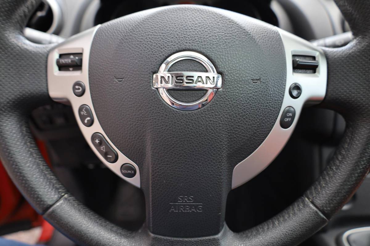 Nissan QASHQAI Nissan Qashqai 2.0 Tekna Premium LAGE-KM + NAP!! CAMERA TREKHAAK NAP PANO DAB CRUISE CLIMA ALL-SEASONS ENZ!