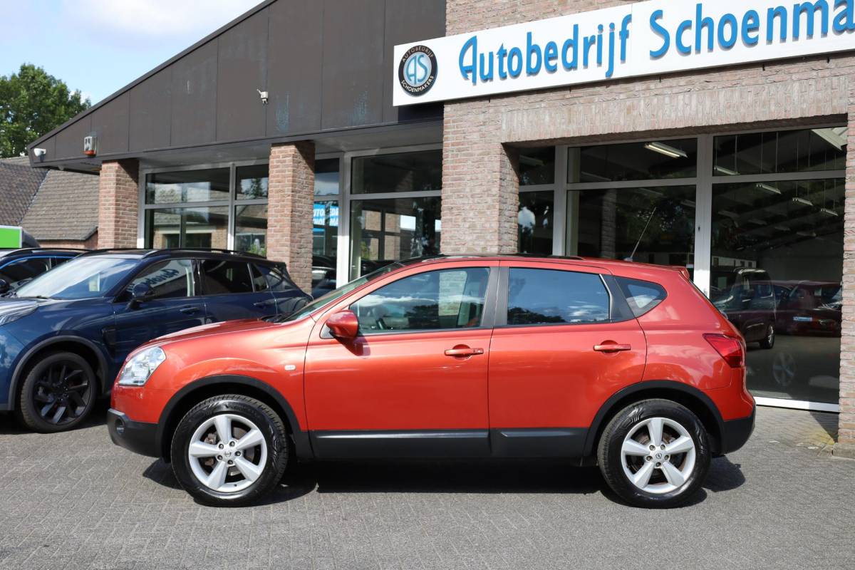 Nissan QASHQAI Nissan Qashqai 2.0 Tekna Premium LAGE-KM + NAP!! CAMERA TREKHAAK NAP PANO DAB CRUISE CLIMA ALL-SEASONS ENZ!