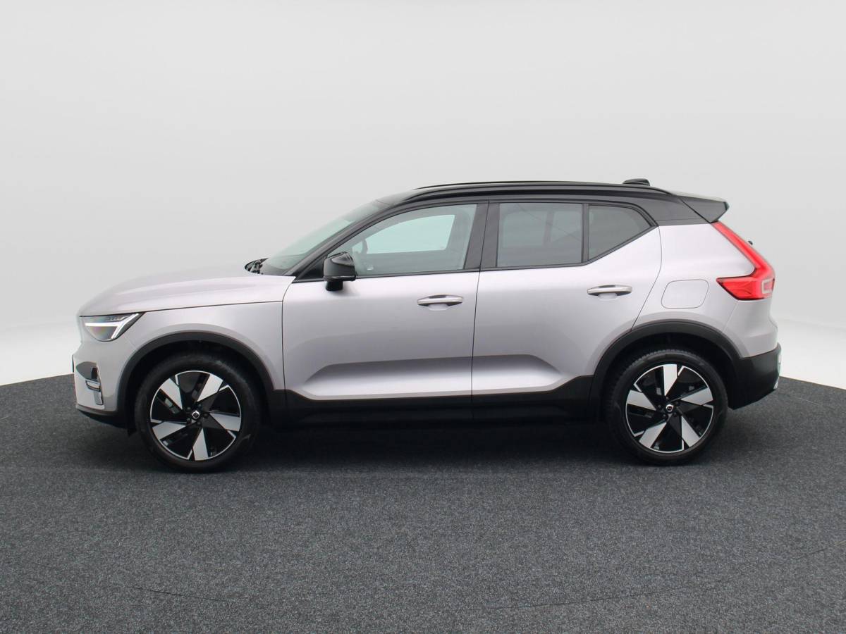 Volvo EX40 Volvo EX40 Single Motor Extended Range Plus 82 kWh 252 Pk | Harman Kardon Audio | Adaptive Cruise | Sportstoelen | Stoel- en Stuurverwarming | Privacy Glass | Camera | 19 Inch