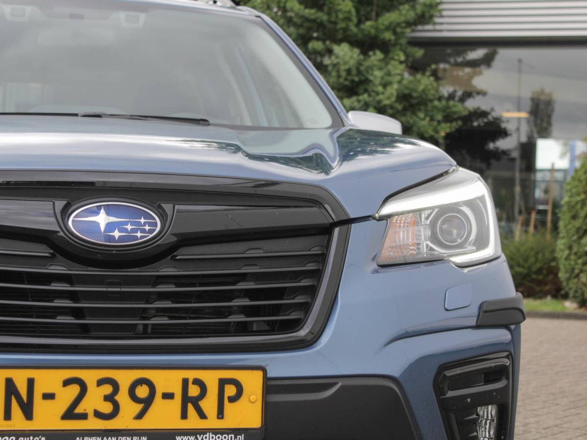 Subaru Forester Subaru Forester 2.0i e-BOXER Luxury | Navi | Camera | Trekhaak