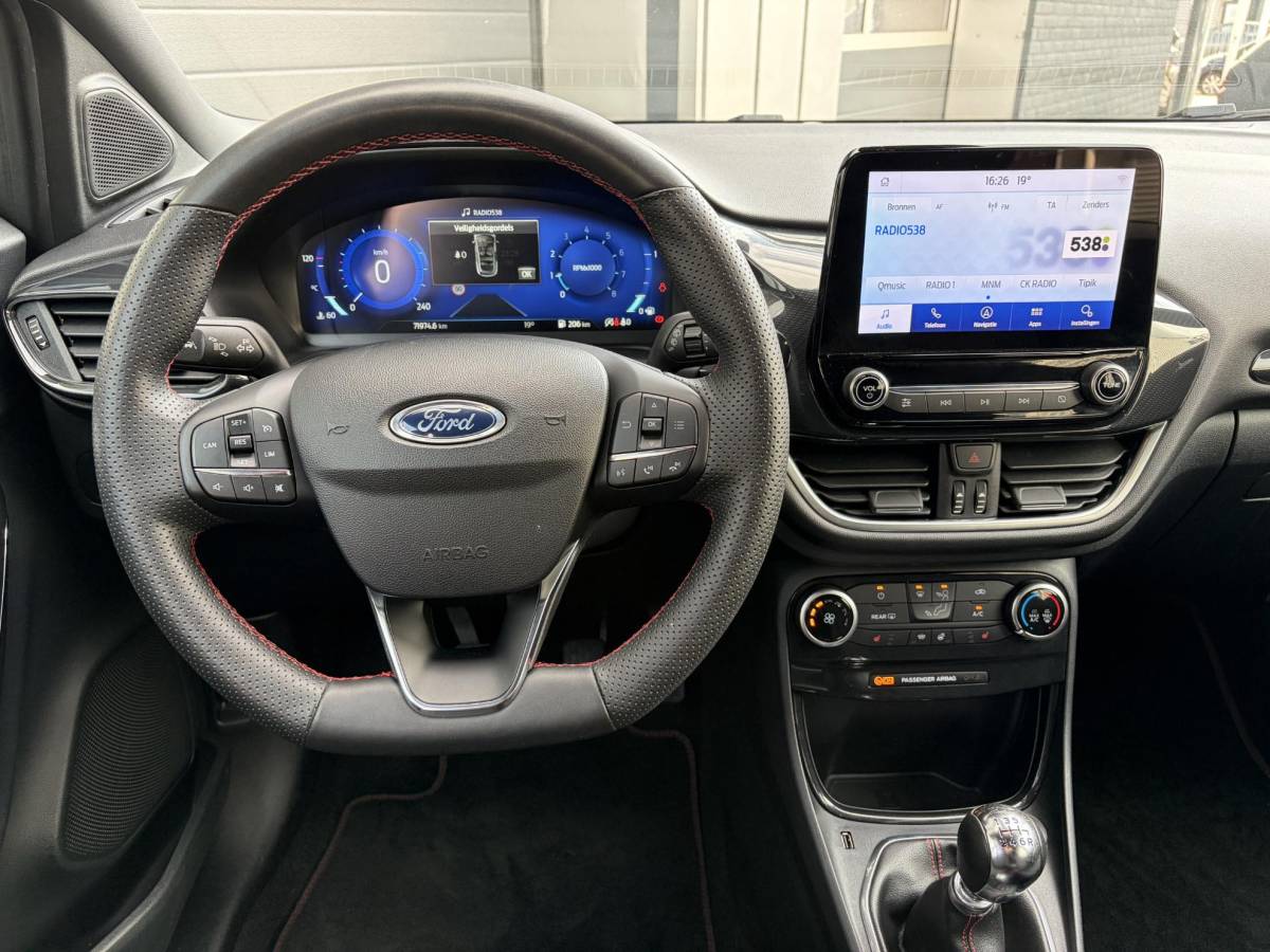 Ford Puma Ford Puma 1.0 EcoBoost Hybrid ST-Line | Parkeer sensor | Stoel verwarming | Elektrische spiegels |