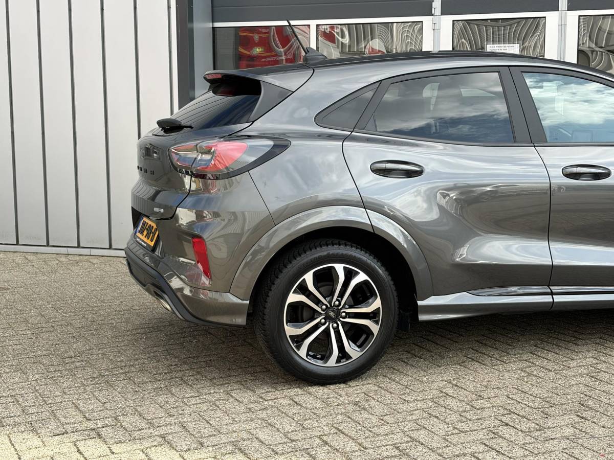 Ford Puma Ford Puma 1.0 EcoBoost Hybrid ST-Line | Parkeer sensor | Stoel verwarming | Elektrische spiegels |