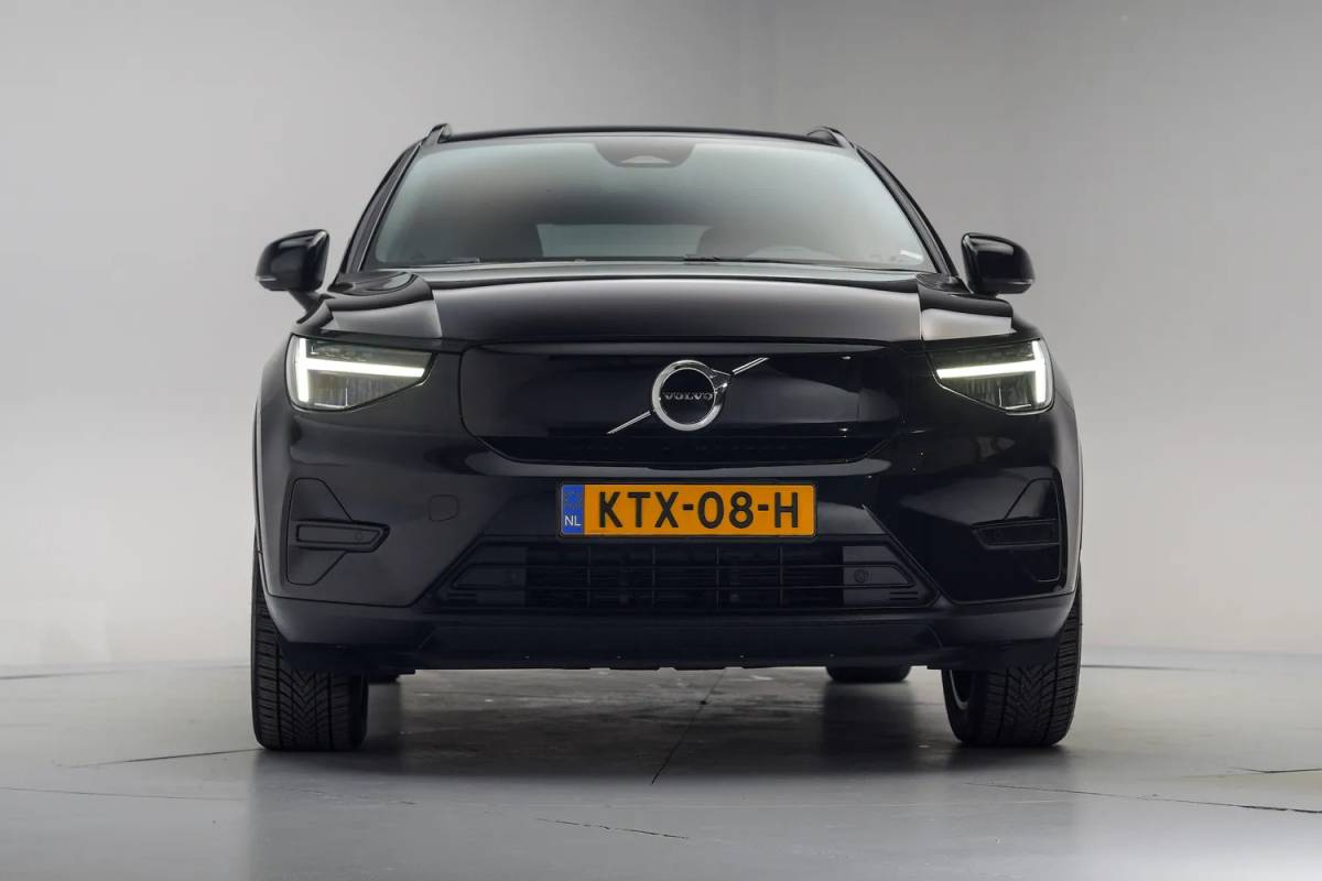 Volvo XC40 Volvo XC40 Recharge Plus Aut. [ Navi Camera Stoelverwarming ]