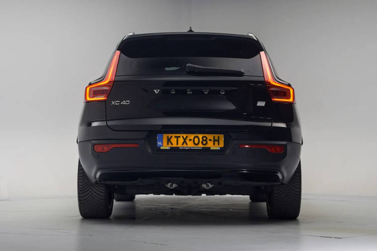 Volvo XC40 Volvo XC40 Recharge Plus Aut. [ Navi Camera Stoelverwarming ]