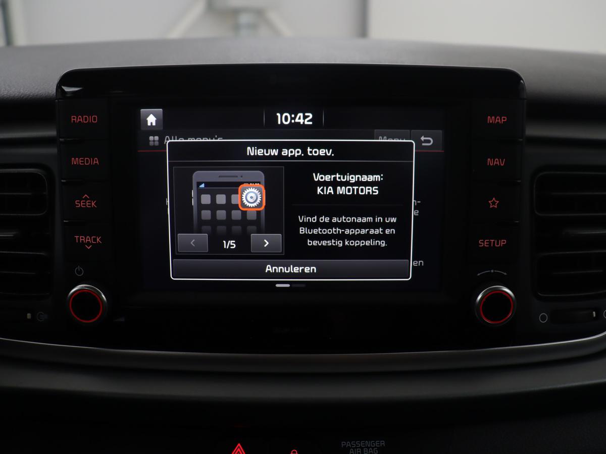 Kia Rio Kia Rio 1.0 TGDI DynamicLine | Carplay | Camera | Full LED | Cruise control | Navigatie | Lichtmetaal 15 ” | Full LED | DAB |