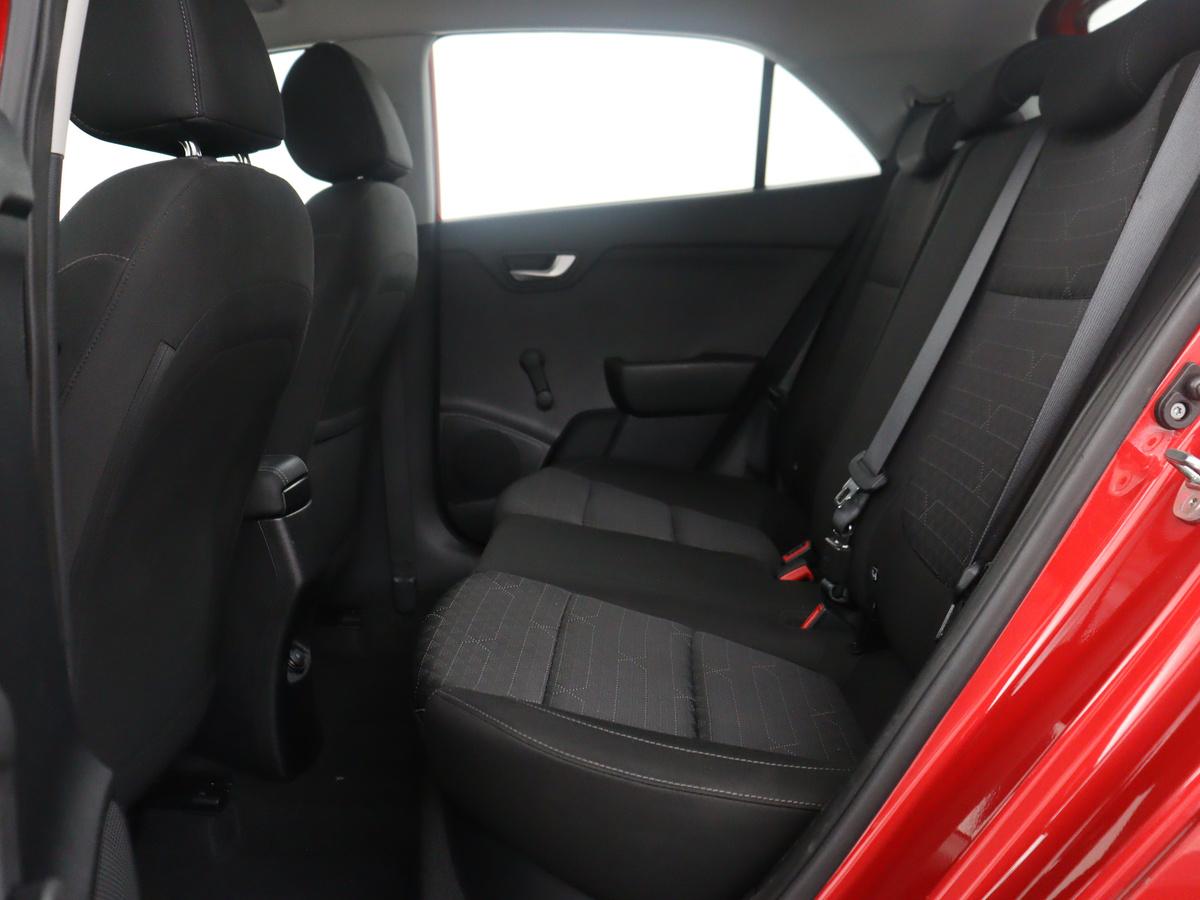 Kia Rio Kia Rio 1.0 TGDI DynamicLine | Carplay | Camera | Full LED | Cruise control | Navigatie | Lichtmetaal 15 ” | Full LED | DAB |