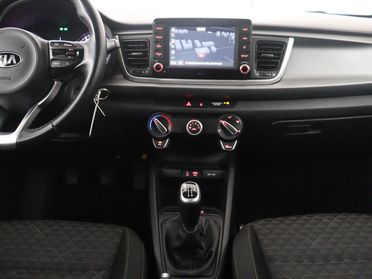 Kia Rio Kia Rio 1.0 TGDI DynamicLine | Carplay | Camera | Full LED | Cruise control | Navigatie | Lichtmetaal 15 ” | Full LED | DAB |