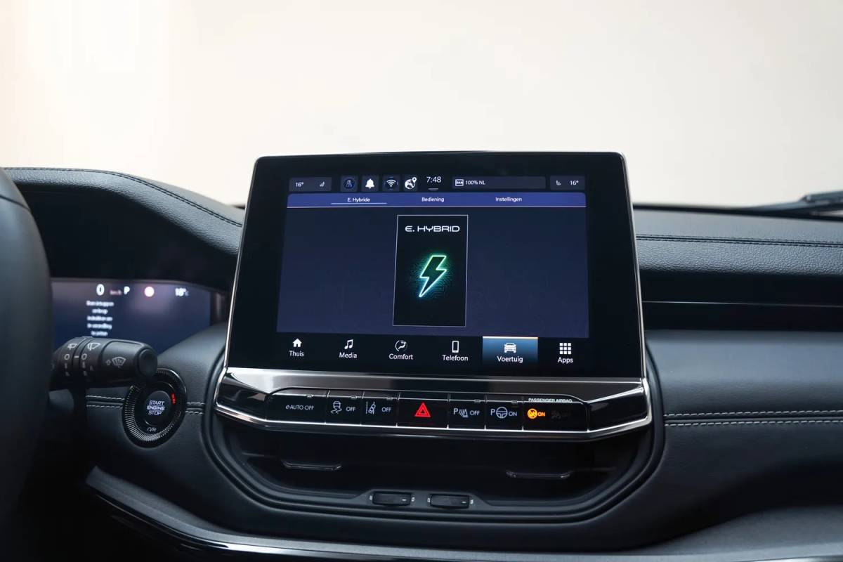 Jeep Compass Jeep Compass 1.5 e-Hybrid Summit Aut. [ Adapt.cruise Camera Leder ]