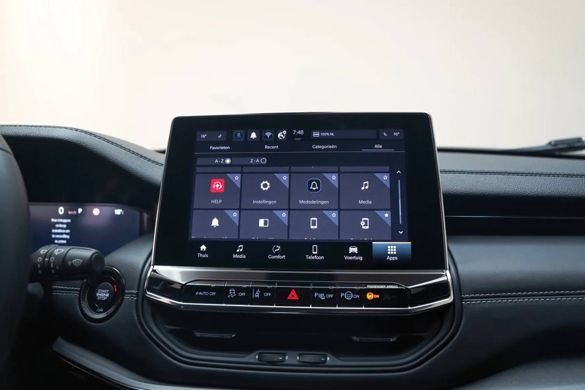 Jeep Compass Jeep Compass 1.5 e-Hybrid Summit Aut. [ Adapt.cruise Camera Leder ]