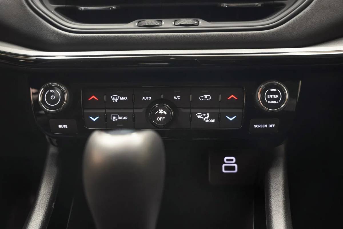 Jeep Compass Jeep Compass 1.5 e-Hybrid Summit Aut. [ Adapt.cruise Camera Leder ]