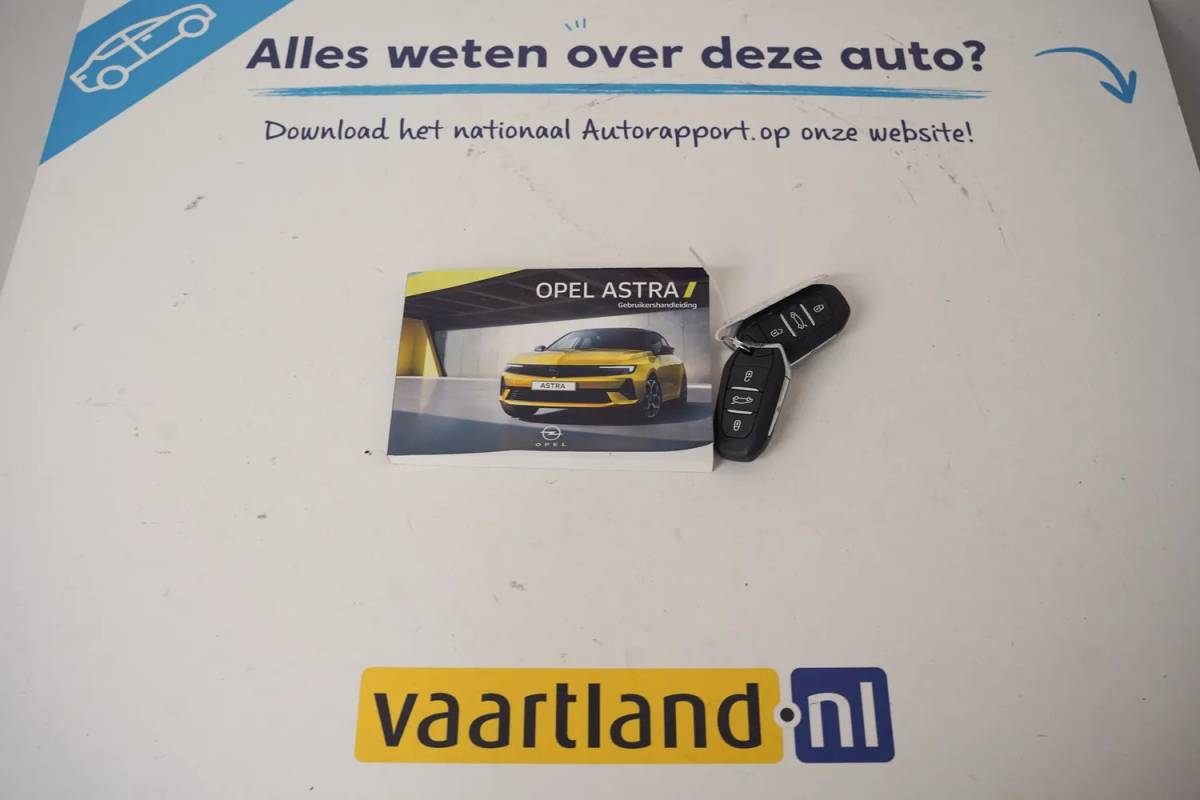 Opel Astra Opel Astra 1.6 Hybrid Business Edition Aut. [ Navi Camera Stoelverwarming ]