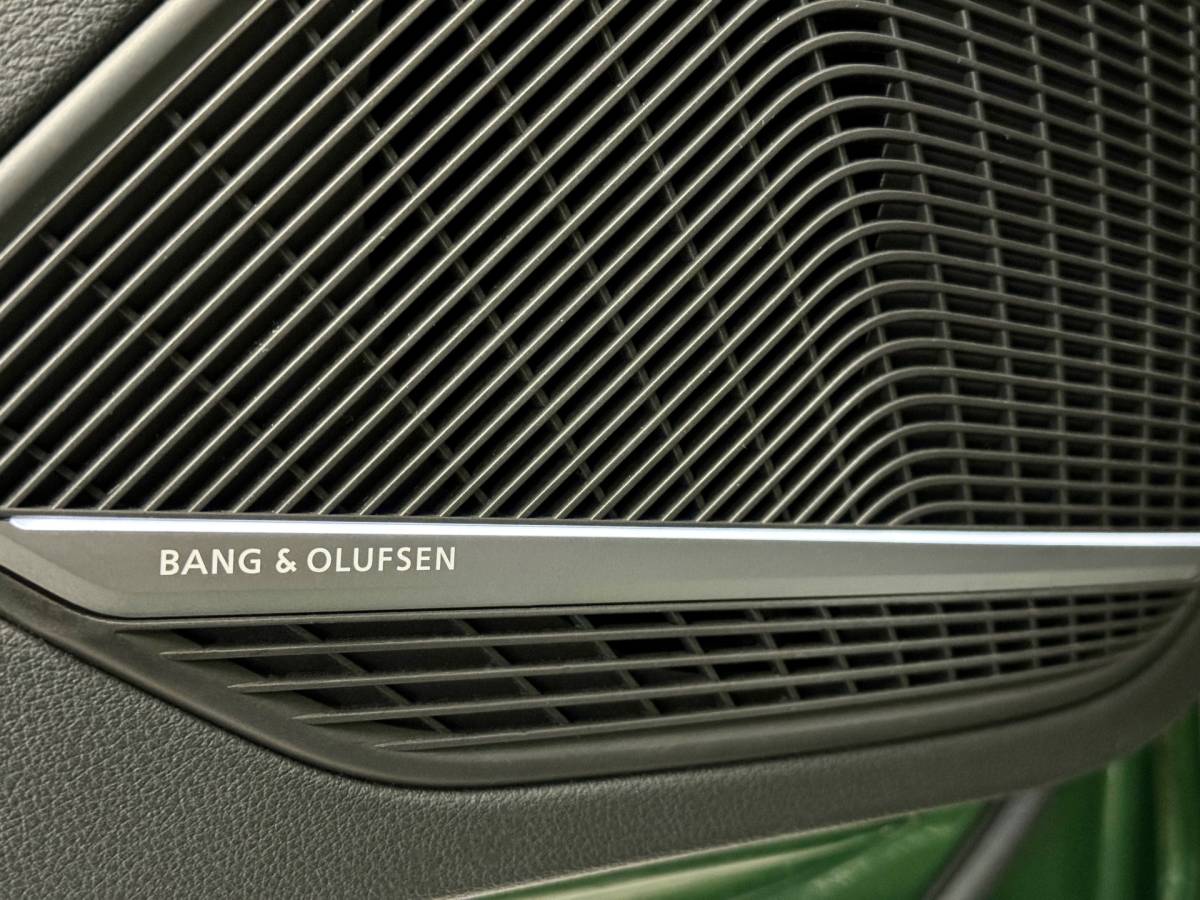 Audi RS5 Audi RS5 Coupé 2.9 TFSI quattro Pro Line Plus | 451 PK! | Panoramadak | Bang & Olufsen | Dynamic Pakket | Head-Up Display | 360 Graden Camera | Apple Carplay | Adaptieve Cruise Control | DAB | Led Matrix |