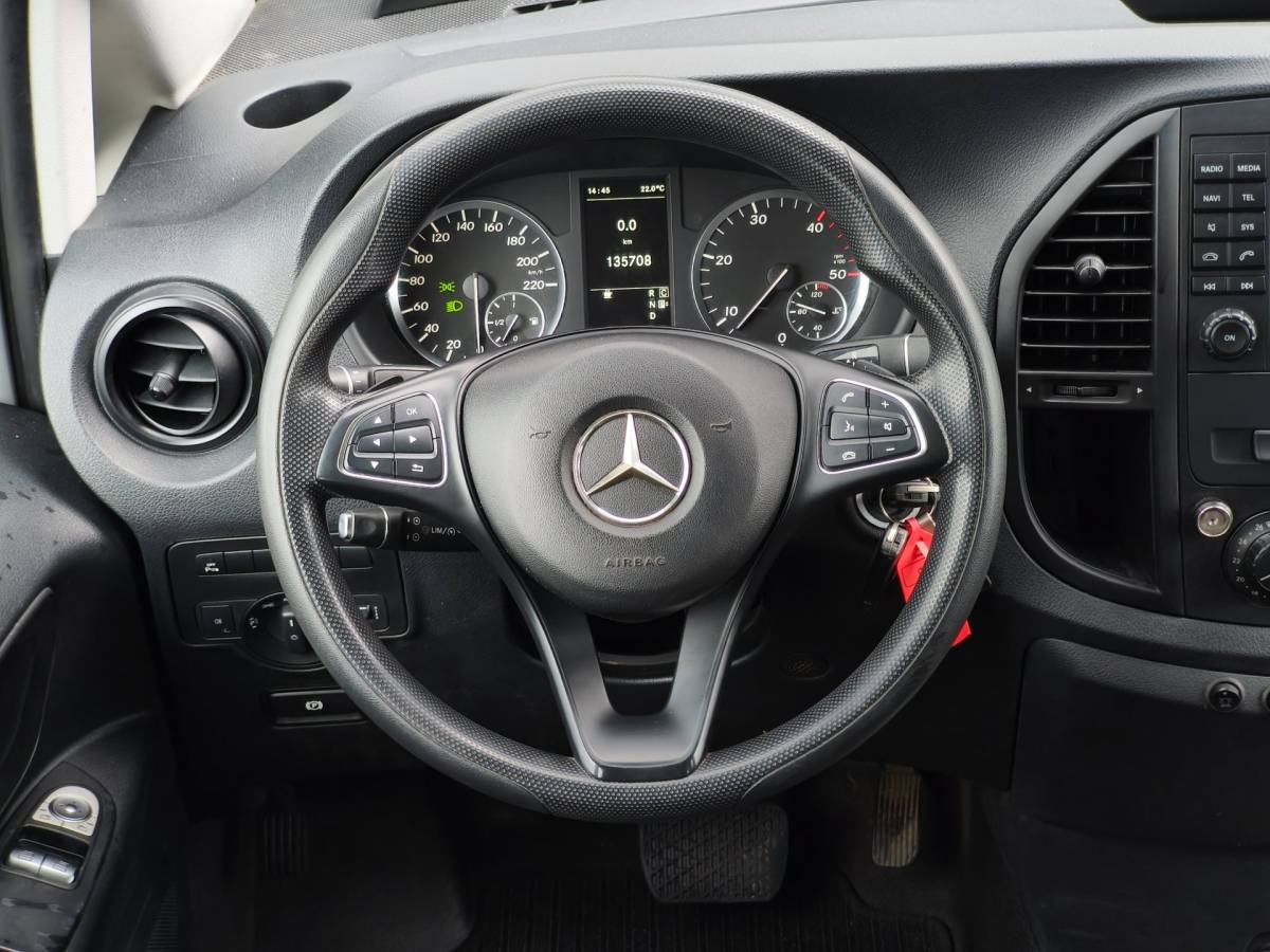 Mercedes-Benz Vito Mercedes-Benz Vito 114CDI LANG DUBBELE CABINE AUT CLIMATE CRUISE