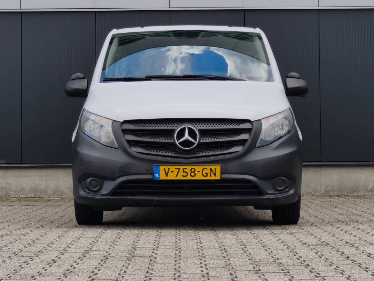Mercedes-Benz Vito Mercedes-Benz Vito 114CDI LANG DUBBELE CABINE AUT CLIMATE CRUISE