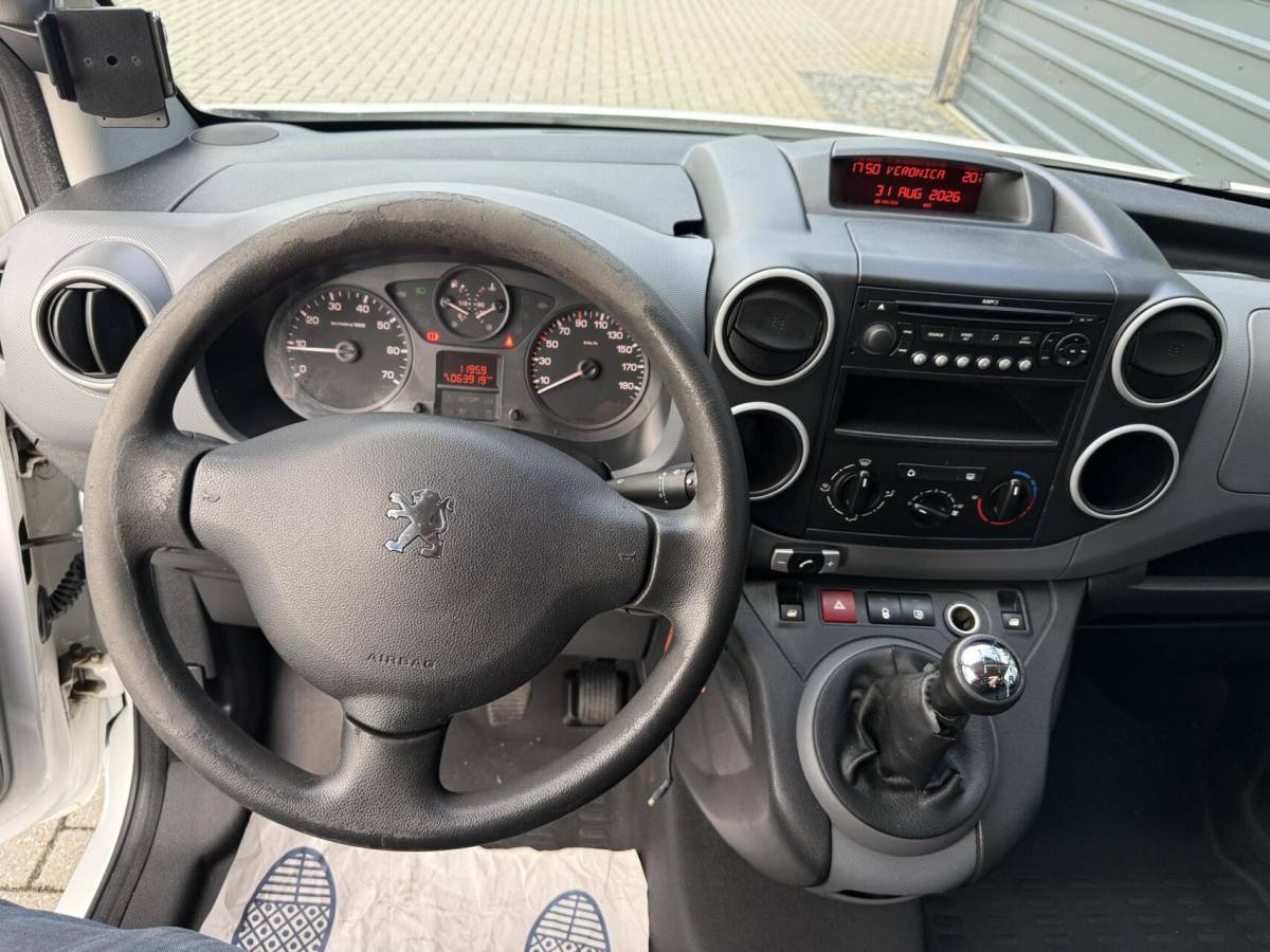 Peugeot Partner Peugeot Partner bestel 120 1.6-16V Benzine Grijs kenteken