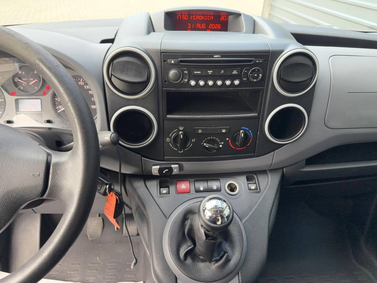 Peugeot Partner Peugeot Partner bestel 120 1.6-16V Benzine Grijs kenteken