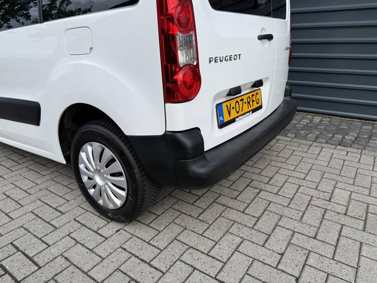 Peugeot Partner Peugeot Partner bestel 120 1.6-16V Benzine Grijs kenteken