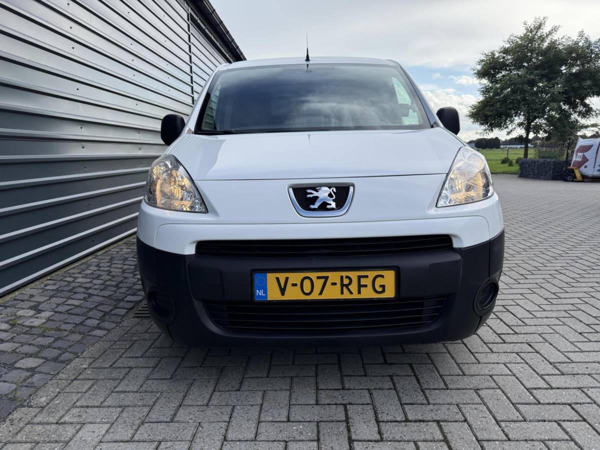 Peugeot Partner Peugeot Partner bestel 120 1.6-16V Benzine Grijs kenteken