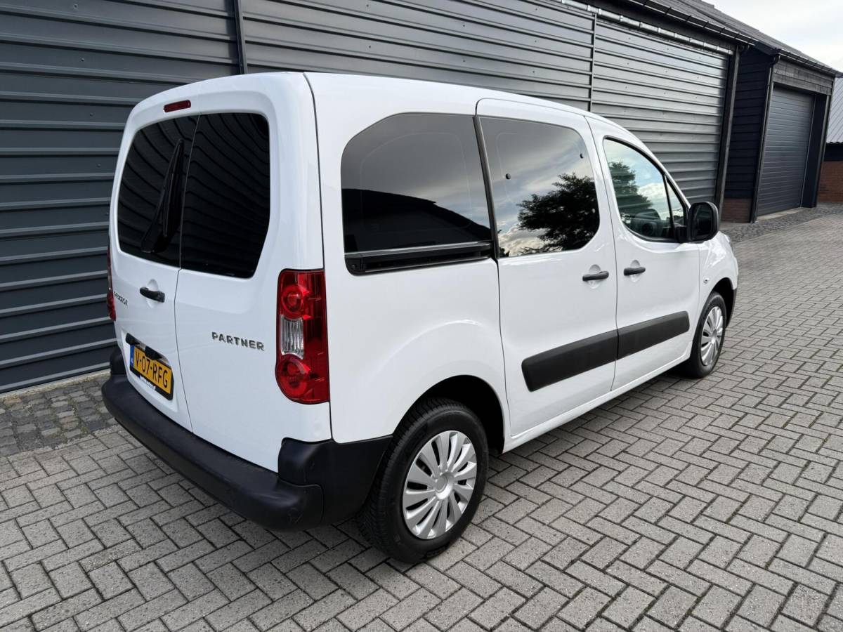 Peugeot Partner Peugeot Partner bestel 120 1.6-16V Benzine Grijs kenteken