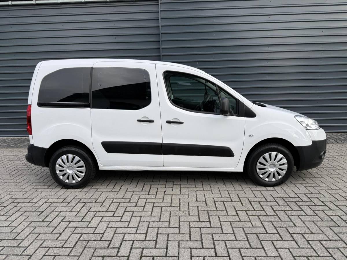 Peugeot Partner Peugeot Partner bestel 120 1.6-16V Benzine Grijs kenteken