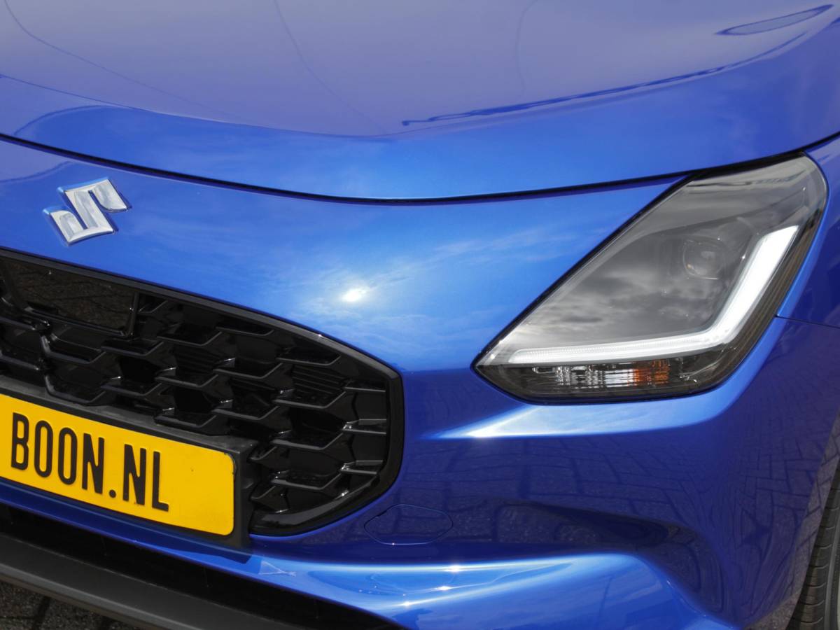 Suzuki Swift Suzuki Swift 1.2 Select Smart Hybrid | € 2200,- DEALERKORTING! | Snel Rijden!