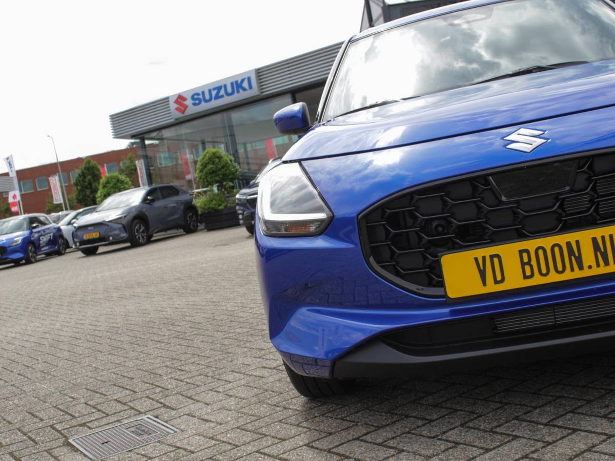 Suzuki Swift Suzuki Swift 1.2 Select Smart Hybrid | € 2200,- DEALERKORTING! | Snel Rijden!