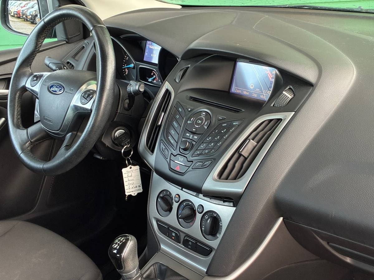 Ford Focus Ford Focus 1.0 EcoBoost Edition|2e Eigenaar|D-riem v.v.|Navigatie|Airco|CruiseControl|Trekhaak|Nieuwe APK|NAP|
