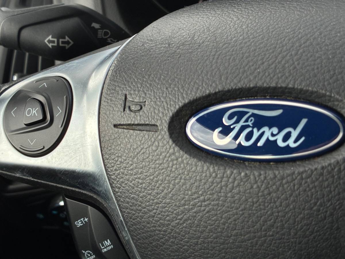 Ford Focus Ford Focus 1.0 EcoBoost Edition|2e Eigenaar|D-riem v.v.|Navigatie|Airco|CruiseControl|Trekhaak|Nieuwe APK|NAP|