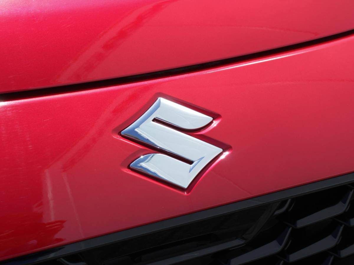 Suzuki Swift Suzuki Swift 1.2 Style Smart Hybrid Automaat | € 2200,- DEALERKORTING! | Snel Rijden!