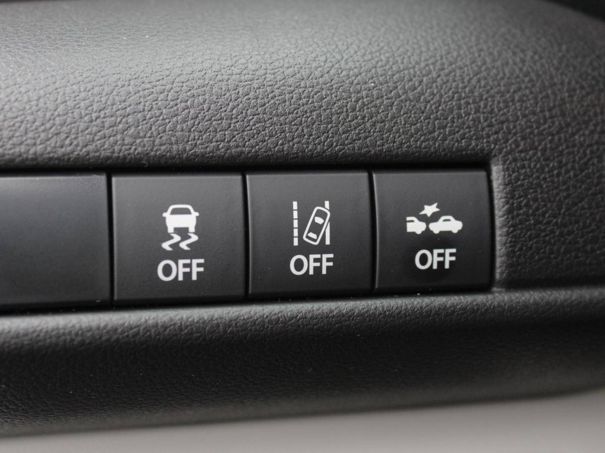 Suzuki Swift Suzuki Swift 1.2 Style Smart Hybrid Automaat | € 2200,- DEALERKORTING! | Snel Rijden!