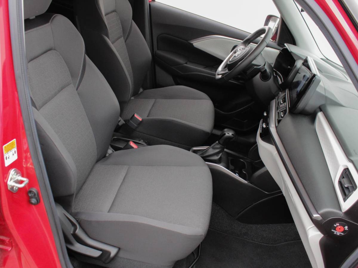 Suzuki Swift Suzuki Swift 1.2 Style Smart Hybrid Automaat | € 2200,- DEALERKORTING! | Snel Rijden!