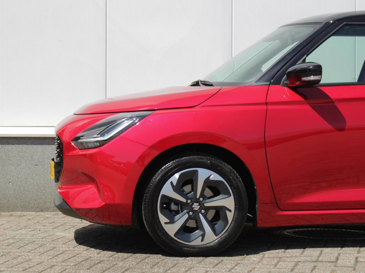 Suzuki Swift Suzuki Swift 1.2 Style Smart Hybrid Automaat | € 2200,- DEALERKORTING! | Snel Rijden!