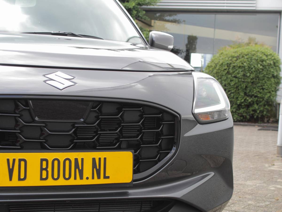 Suzuki Swift Suzuki Swift 1.2 Style Smart Hybrid | € 2200,- DEALERKORTING! | Snel Rijden!