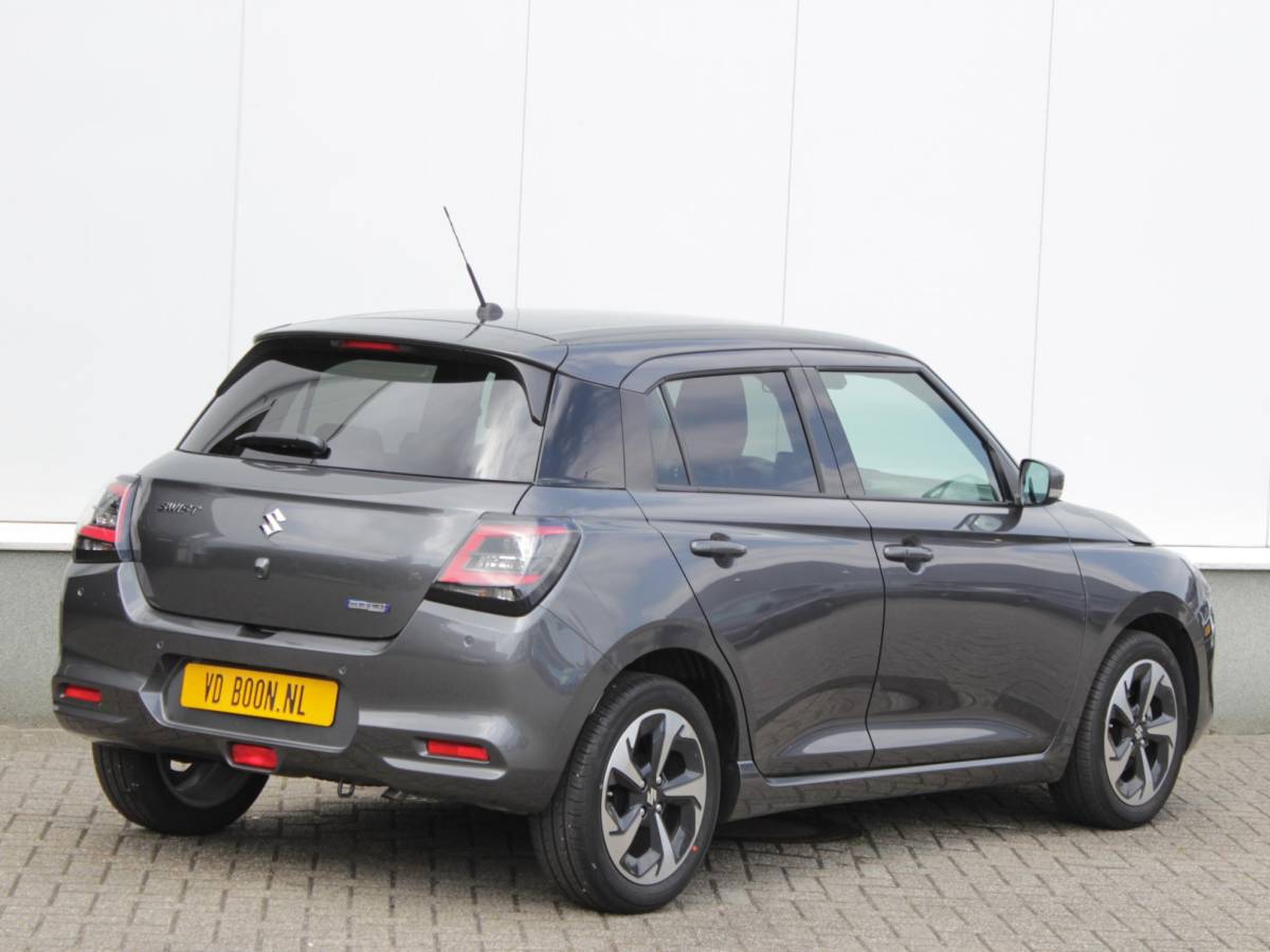 Suzuki Swift Suzuki Swift 1.2 Style Smart Hybrid | € 2200,- DEALERKORTING! | Snel Rijden!