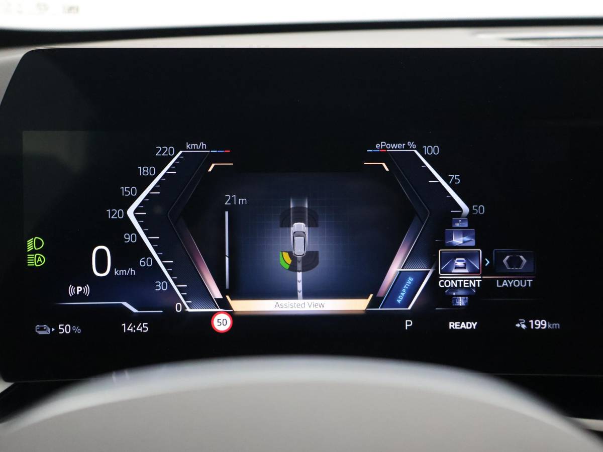 BMW iX1 BMW iX1 eDrive20 67 kWh M-SPORT *46 KM NIEUW* + PANORAMA | PREMIUM | 19 INCH | M-REMMEN