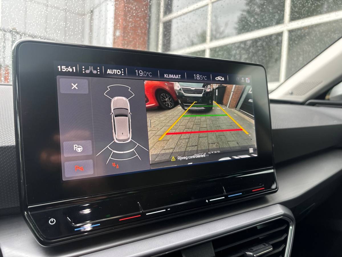 SEAT Leon Seat Leon 1.5 eTSI FR | PANO | VIRTUAL | CAMERA | LED |